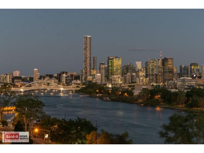 24 Dunmore Terrace, Auchenflower QLD 4066