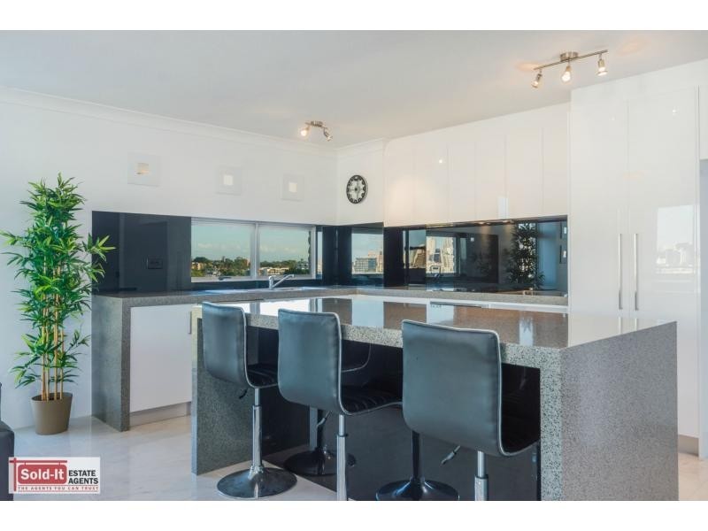 24 Dunmore Terrace, Auchenflower QLD 4066