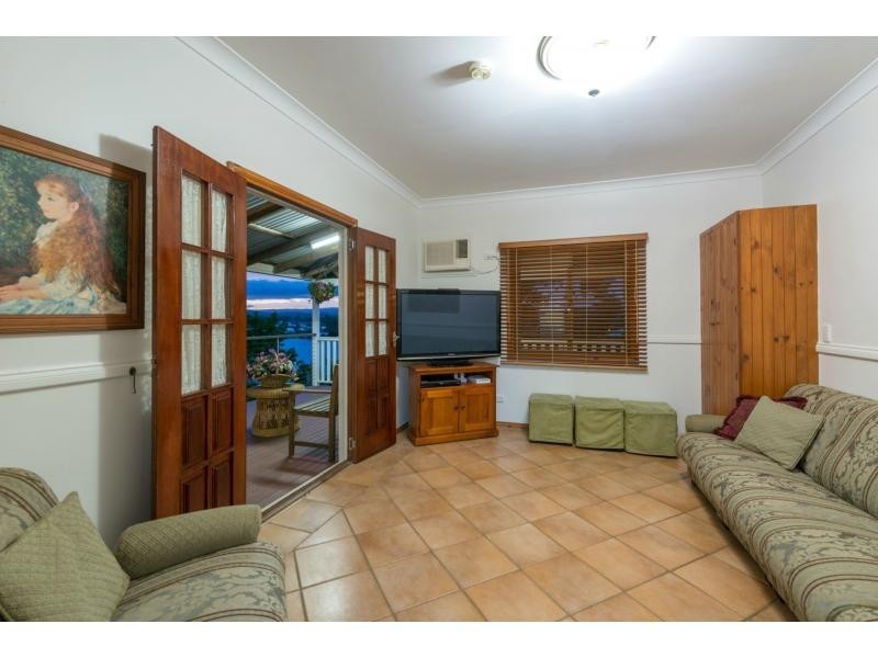 17 Danaus Court, Eatons Hill QLD 4037