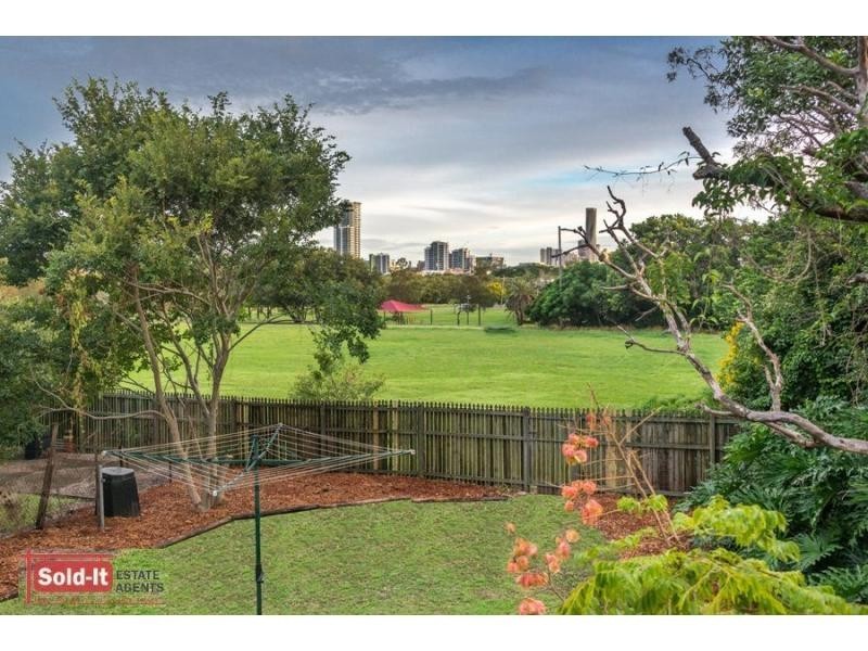 45 Cartwright Street, Windsor QLD 4030