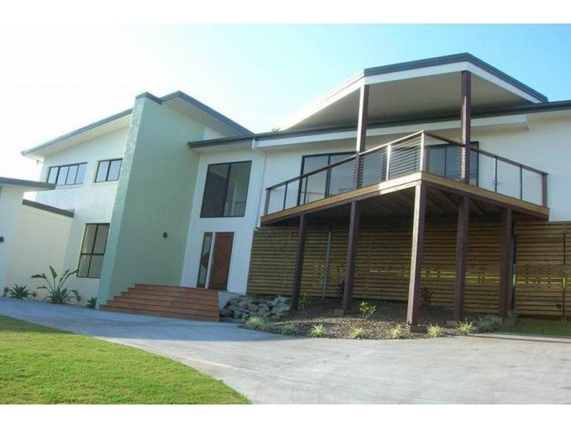 7 Markwell Court, Petrie QLD 4502