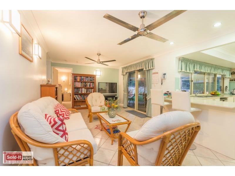 9 Prasada Court, Eatons Hill QLD 4037
