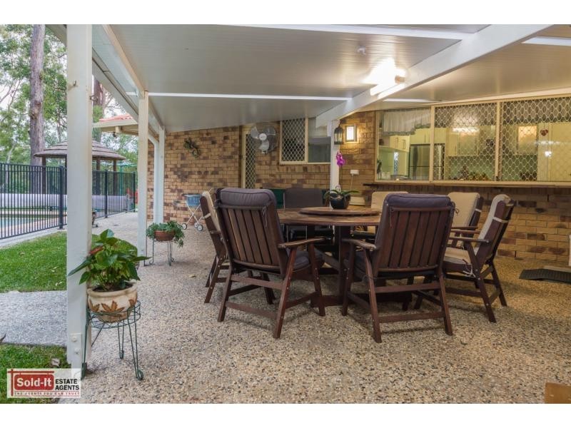 9 Prasada Court, Eatons Hill QLD 4037