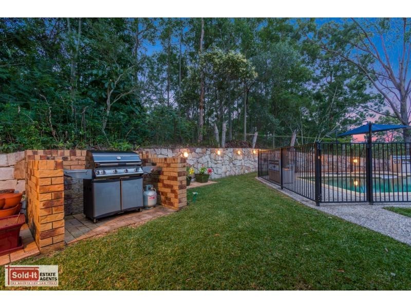 9 Prasada Court, Eatons Hill QLD 4037