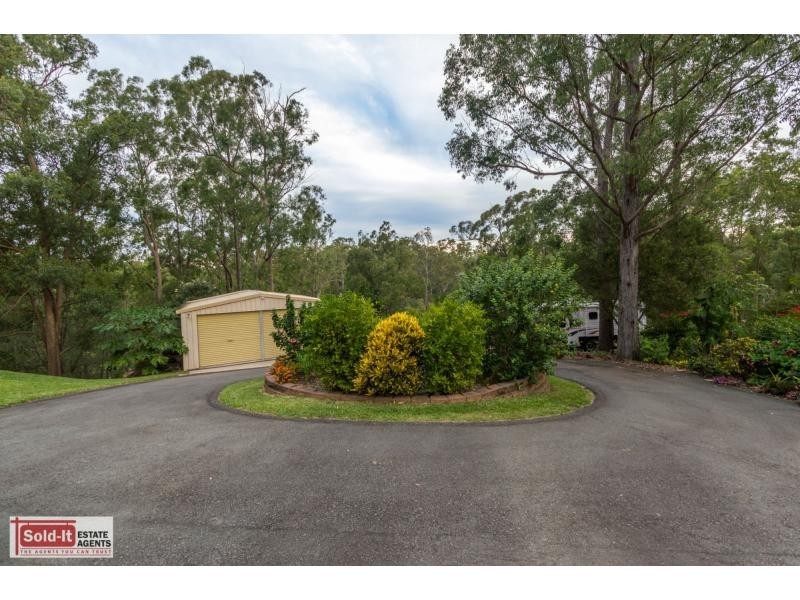 9 Prasada Court, Eatons Hill QLD 4037