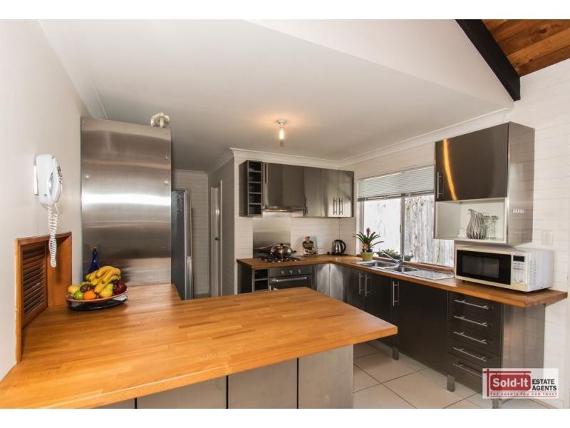 Eatons Hill QLD 4037