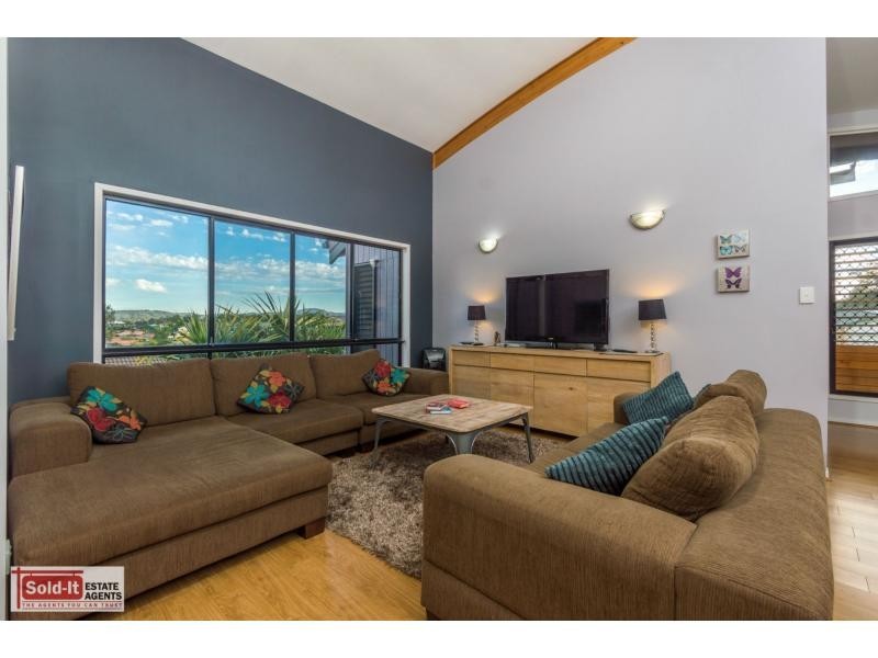 14 Meilland Court, Eatons Hill QLD 4037