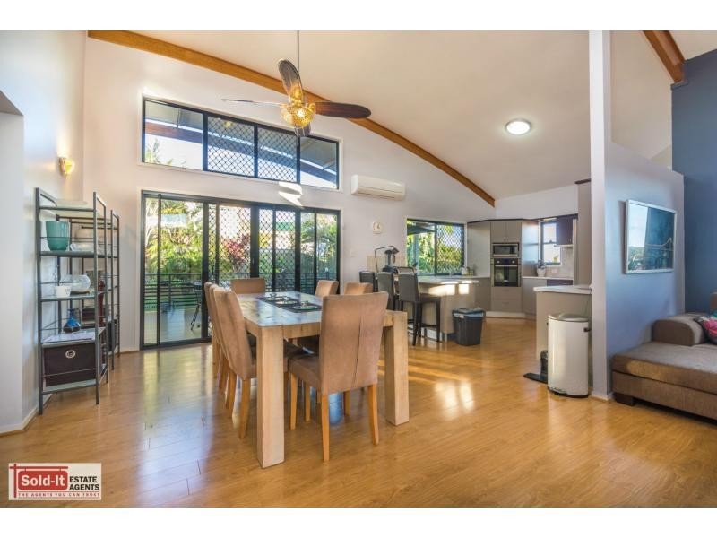 14 Meilland Court, Eatons Hill QLD 4037