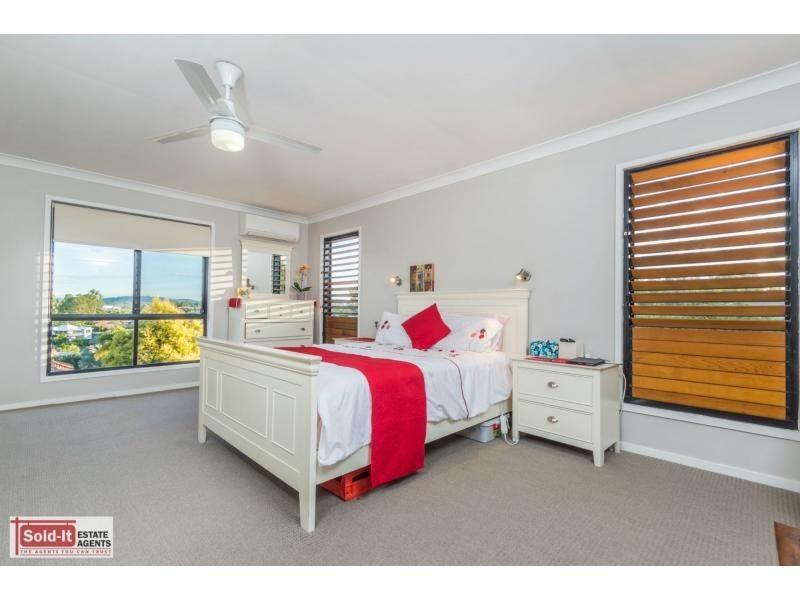 14 Meilland Court, Eatons Hill QLD 4037