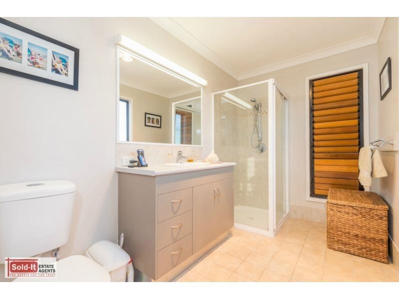 14 Meilland Court, Eatons Hill QLD 4037