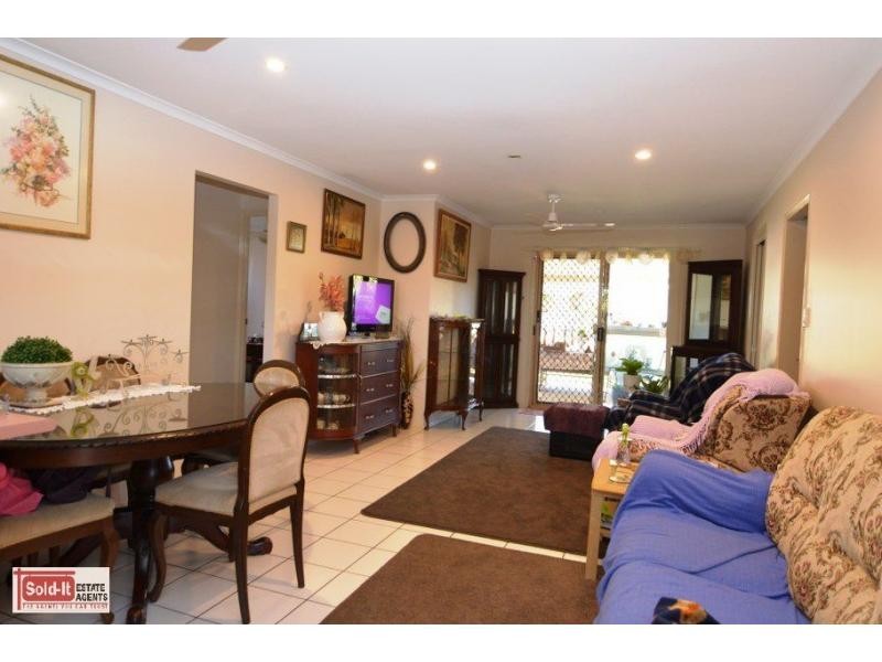 2/5 Pedrell Court, Burpengary QLD 4505
