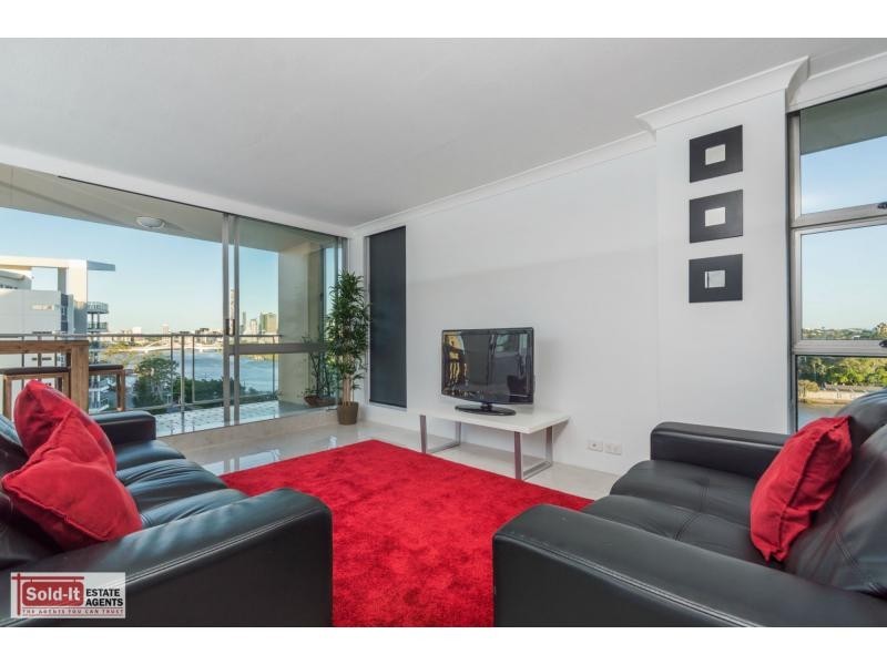 24 Dunmore Terrace, Auchenflower QLD 4066
