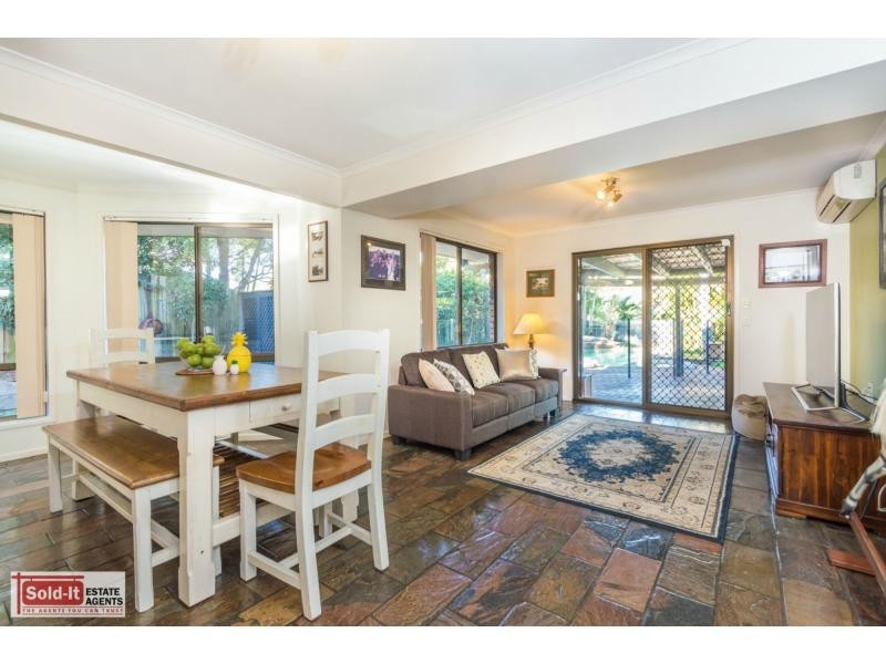 34 Holloway Drive, Everton Park QLD 4053