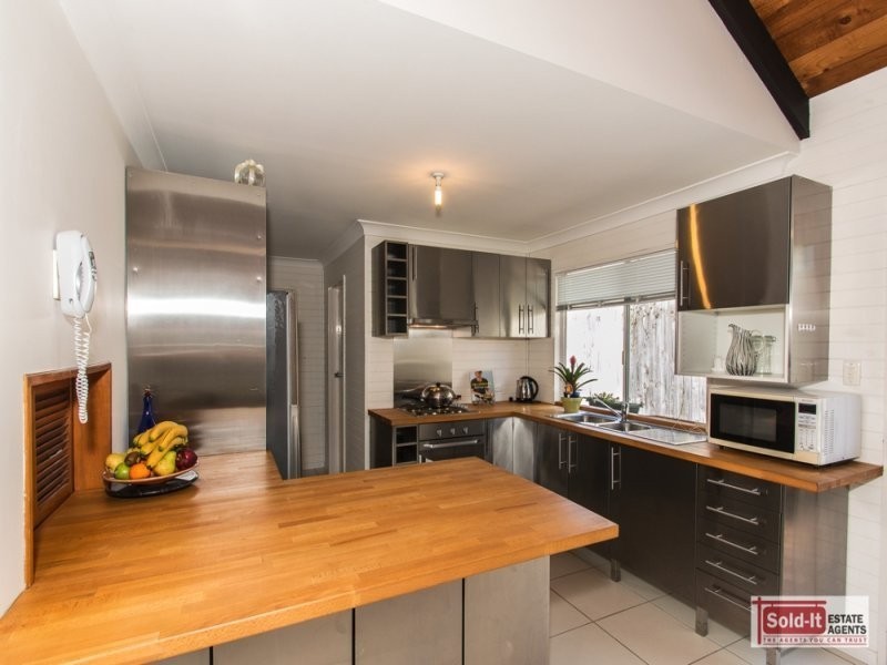 Eatons Hill QLD 4037