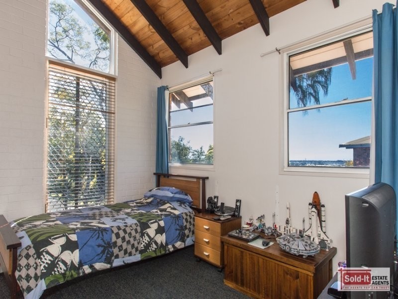 Eatons Hill QLD 4037