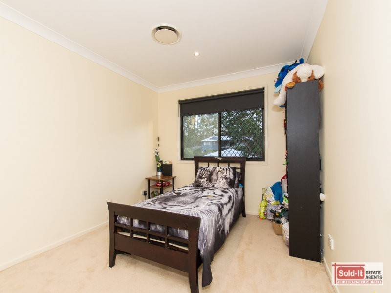 Eatons Hill QLD 4037