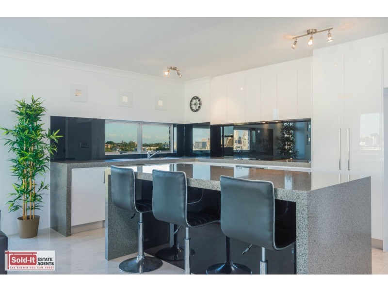 24 Dunmore Terrace, Auchenflower QLD 4066