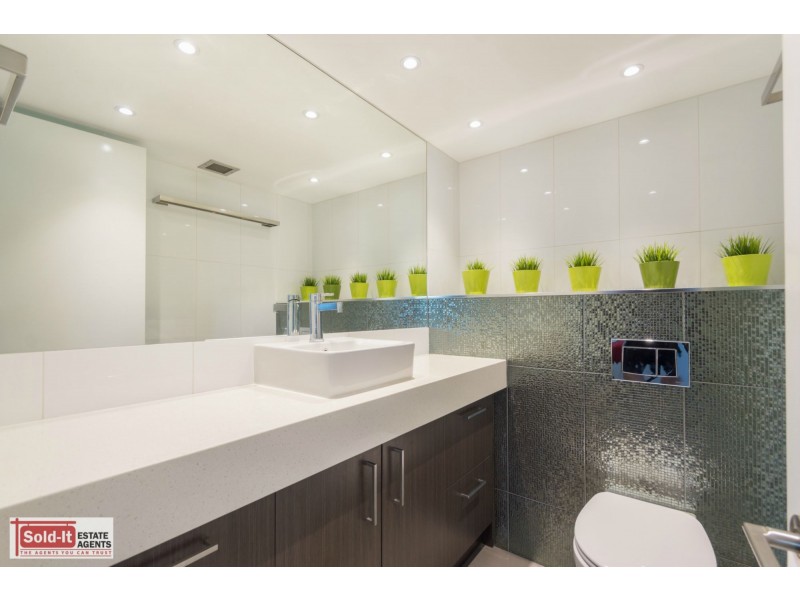 24 Dunmore Terrace, Auchenflower QLD 4066