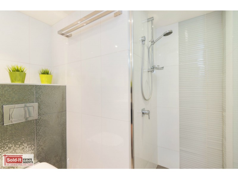 24 Dunmore Terrace, Auchenflower QLD 4066