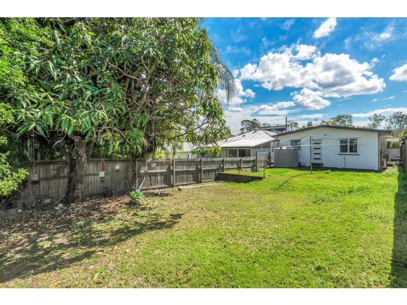 19 Hood St, Sherwood QLD 4075