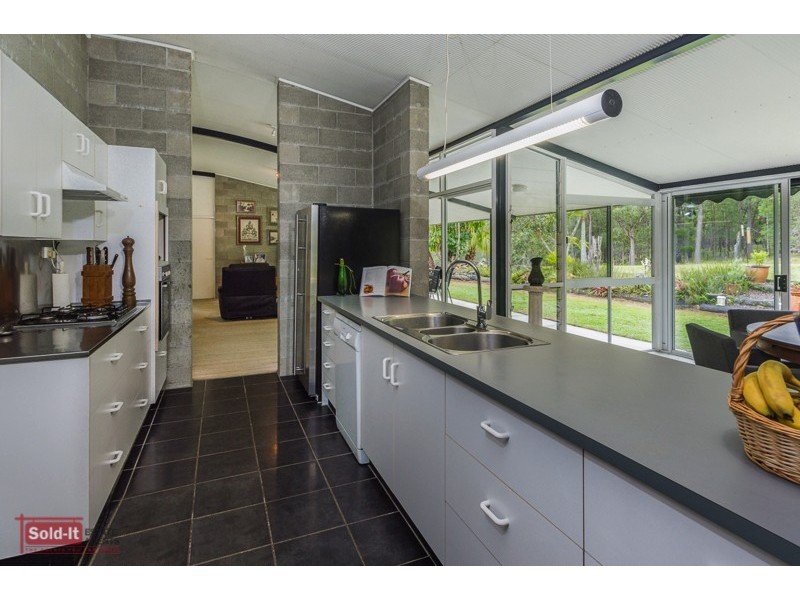 59 Avalon Rd, Sheldon QLD 4157