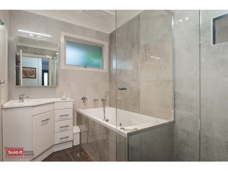 19 Leyland St, Mount Gravatt East QLD 4122