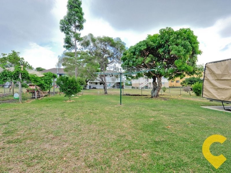 98 Adelaide St, Carina QLD 4152