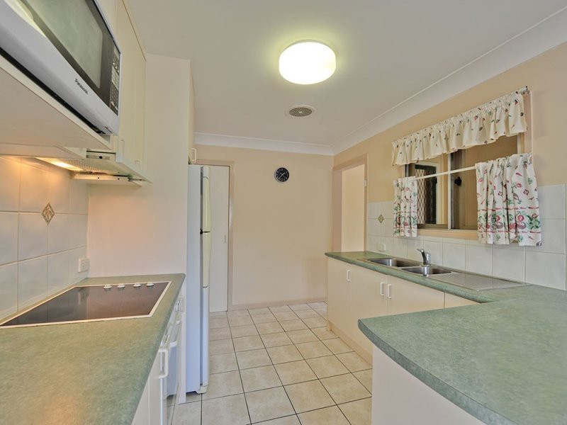 98 Adelaide St, Carina QLD 4152