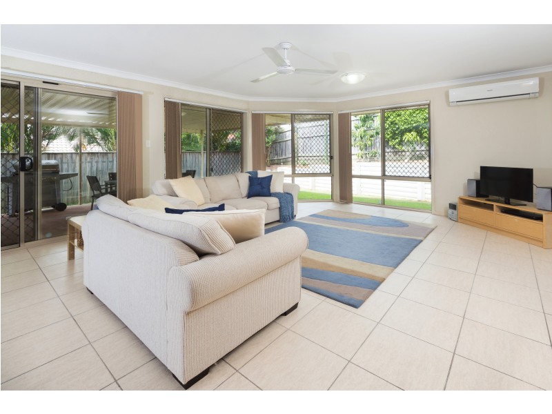 3 Fenton Cl, Warner QLD 4500