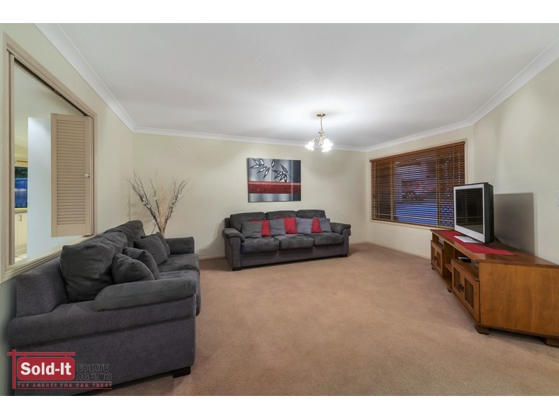 34 Pascali Cres, Eatons Hill QLD 4037