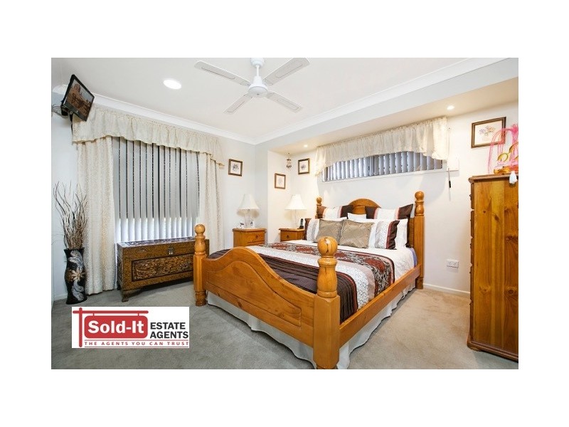 15 Babiana St, Alexandra Hills QLD 4161