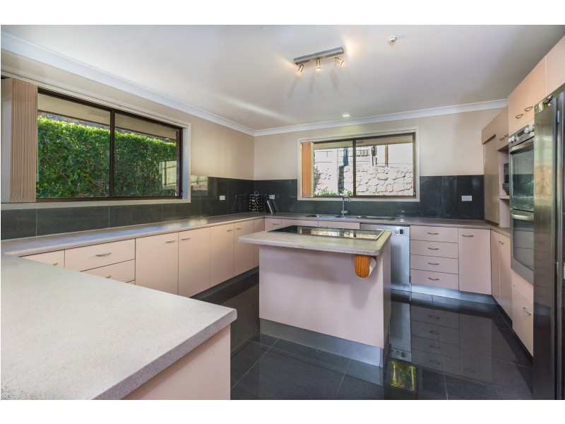 6 Downey Ct, Albany Creek QLD 4035