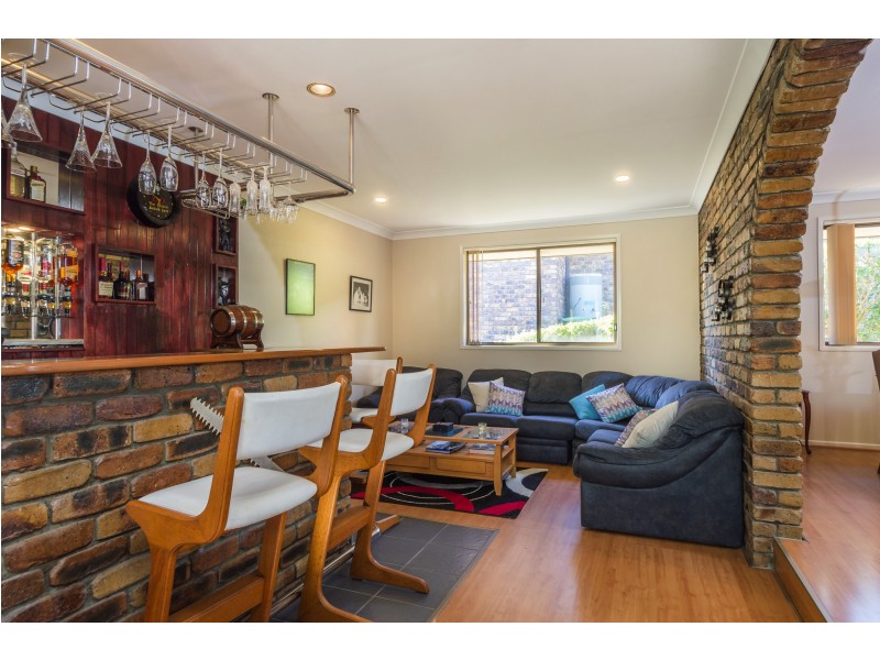 6 Downey Ct, Albany Creek QLD 4035
