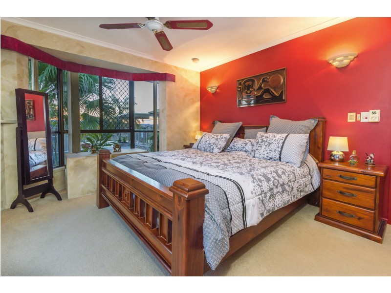 6 Downey Ct, Albany Creek QLD 4035