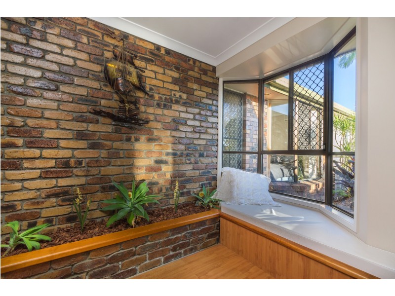 6 Downey Ct, Albany Creek QLD 4035