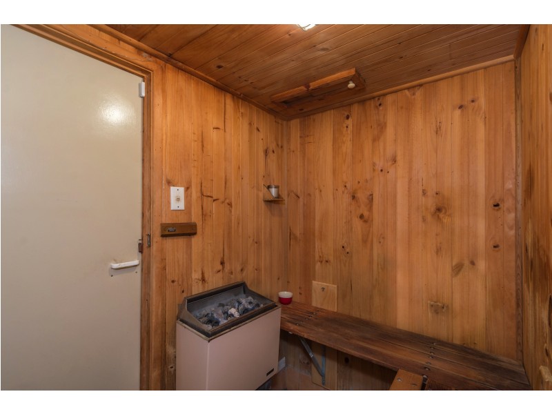 6 Downey Ct, Albany Creek QLD 4035