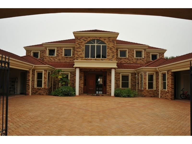 Robina QLD 4226