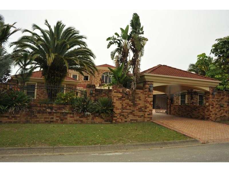 Robina QLD 4226