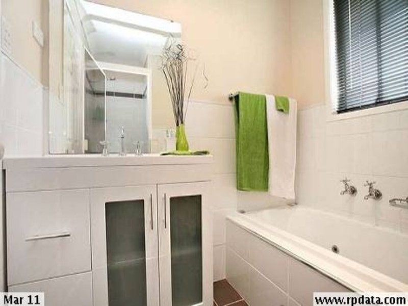 Mount Warren Park QLD 4207