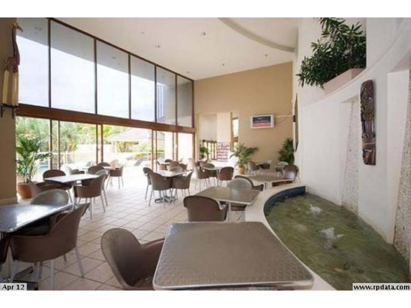 Broadbeach Waters QLD 4218