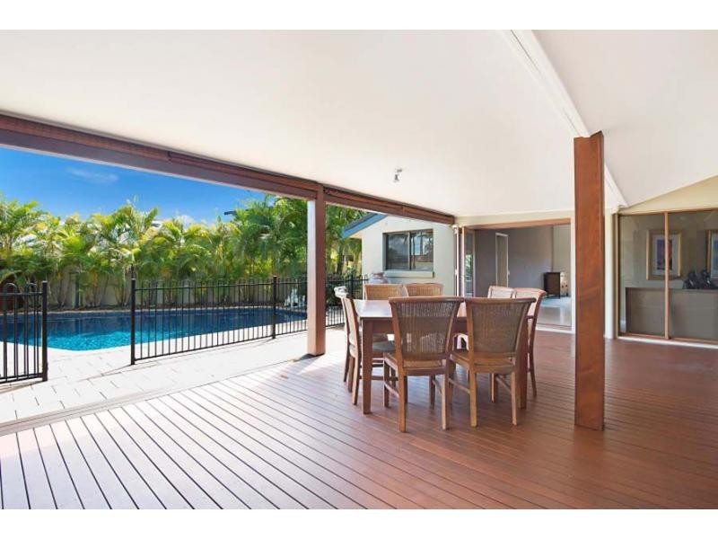 Broadbeach Waters QLD 4218