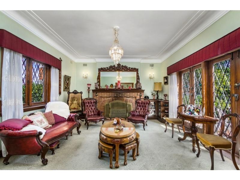 110 Pennant Hills Road, Oatlands NSW 2117