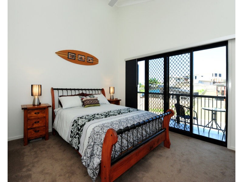 20 Lighthouse Drive, Boyne Island QLD 4680