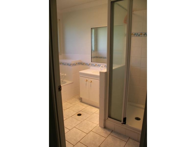 6 Silverton Drive, Tannum Sands QLD 4680