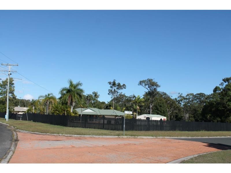 6 Silverton Drive, Tannum Sands QLD 4680