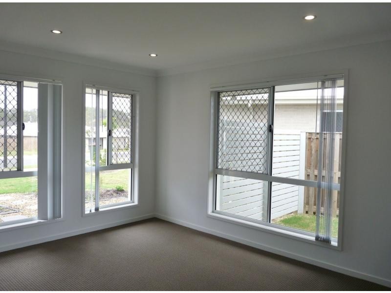 45 Clover Crescent, Riverstone Rise, Boyne Island QLD 4680