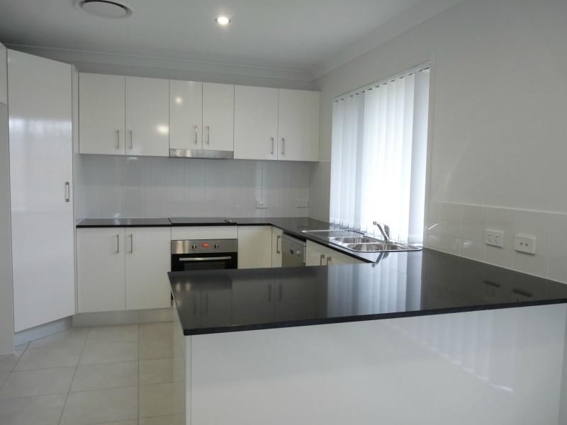 45 Clover Crescent, Riverstone Rise, Boyne Island QLD 4680