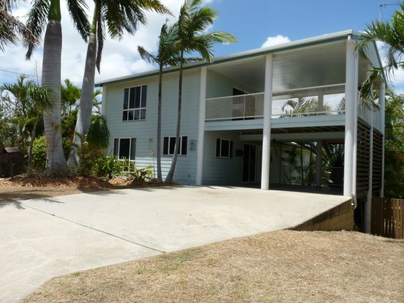 7 Wedge Street, Tannum Sands QLD 4680