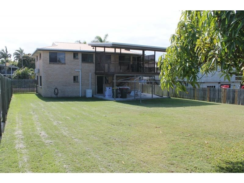 14 Bellemere Court, Boyne Island QLD 4680