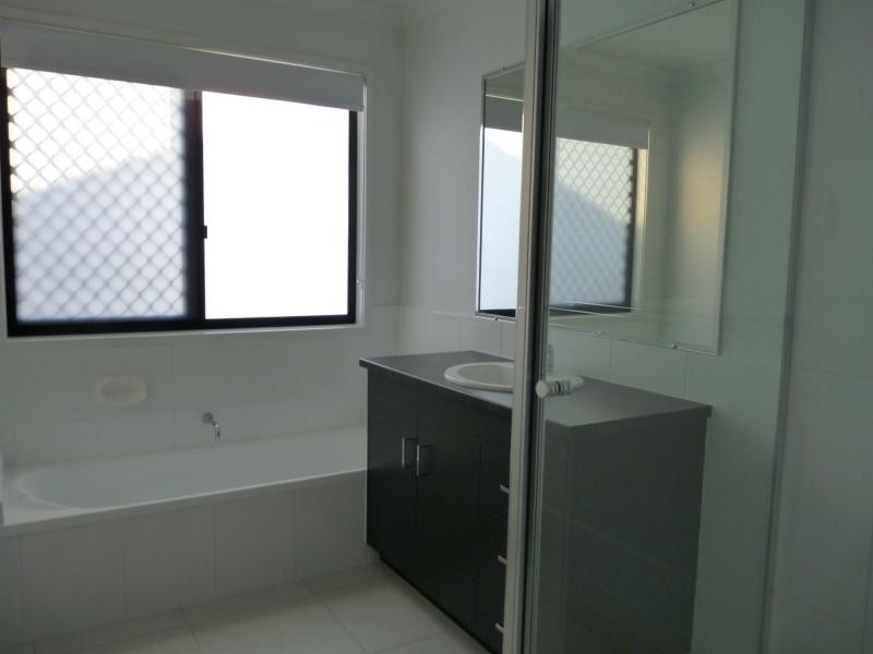 12/29-31 Ann Street, South Gladstone QLD 4680